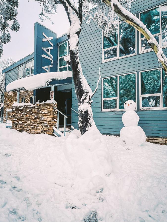 Готель Ajax Ski Club Маунт-Буллер Екстер'єр фото